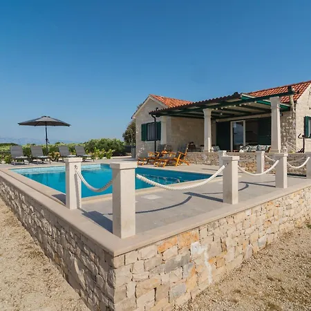 House Blato * Postira