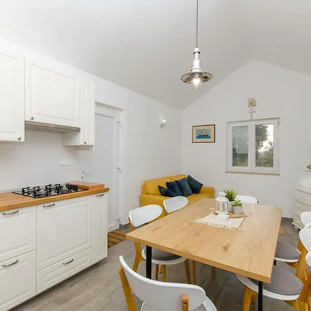 Ferienhaus House Blato *
