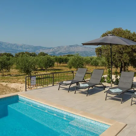 House Blato Ferienhaus *