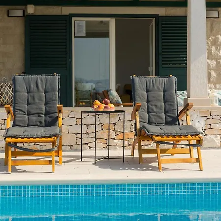 House Blato * Postira