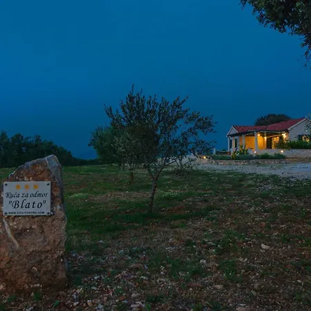 House Blato Holiday home