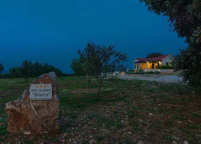 House Blato Holiday home