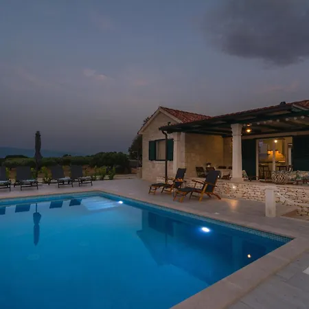 House Blato 度假居 波斯蒂勒