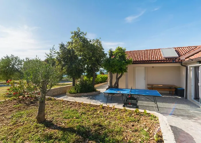 Сasa de vacaciones House Blato